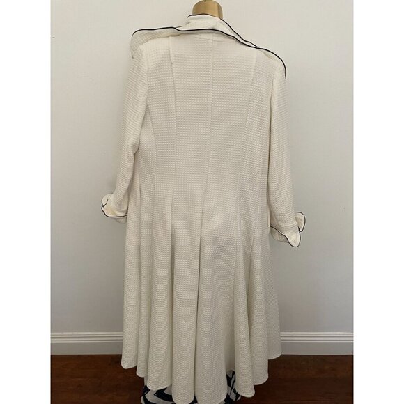 Vintage Design Today's Vogue White Double-Breasted Long Coat With Black Sculpted - Picture 2 of 12